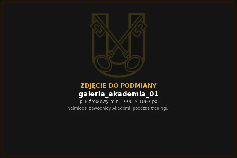 Dzieci z Akademii Młoda Unia na treningu