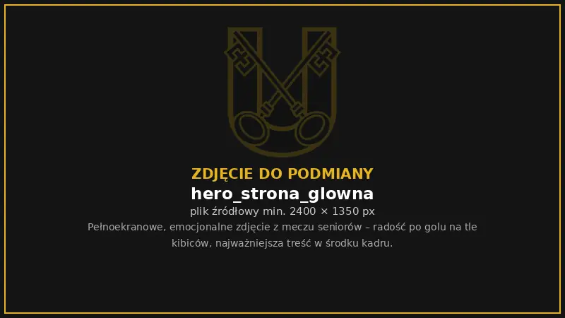 Zawodnicy CKS Unia Ciechanowiec cieszą się z gola na tle kibiców